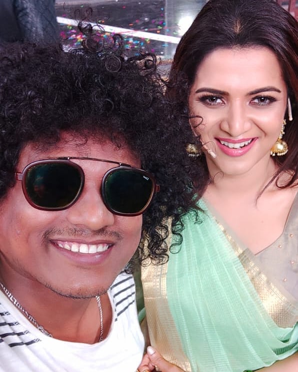 Pugazh with Dhivyadharshini
